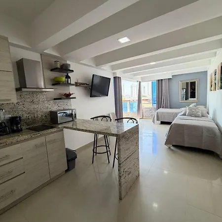 Lujoso En Apartamento